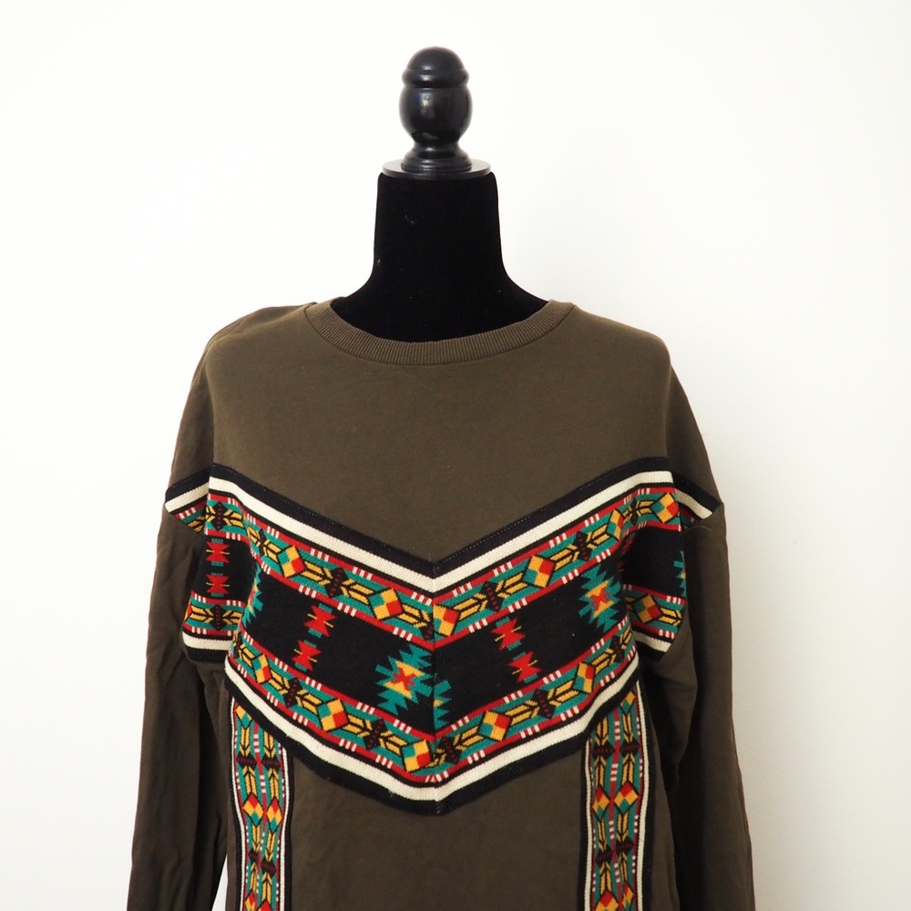 ZARA Western Style Sweater